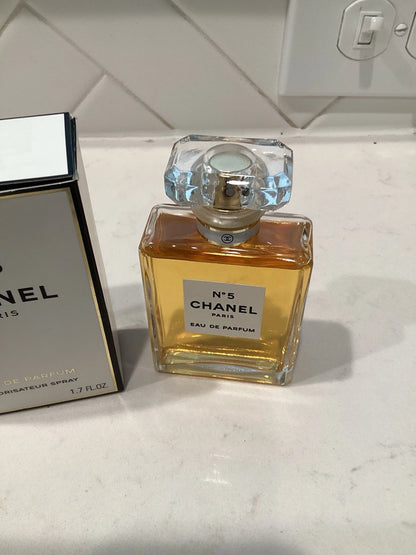 CHANEL No 5 Eau de Parfum 100ml (3.4 oz) for Women – Iconic Floral Aldehyde Perfume Spray | Long Lasting Luxury Fragrance